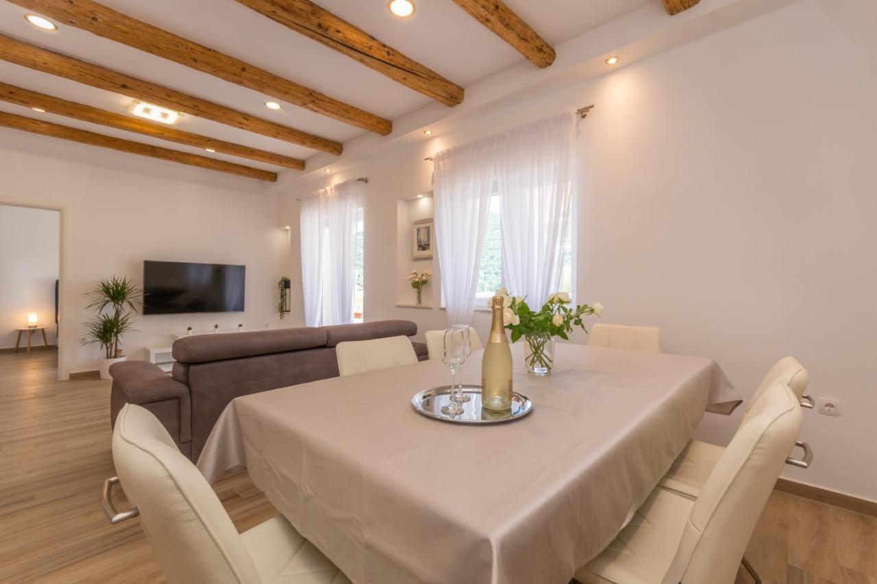 Apartmani Bonaca - 10M To The Sea Grebaštica Eksteriør bilde