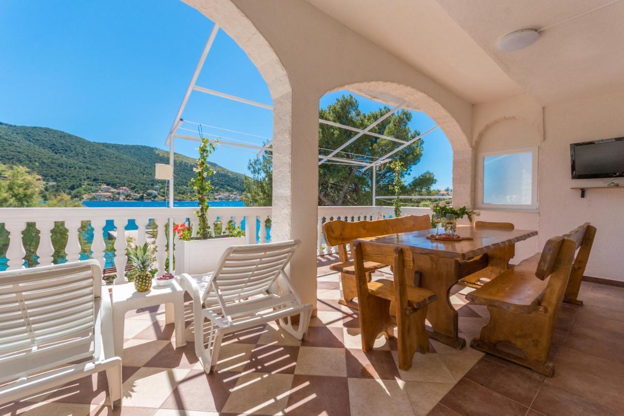 Apartmani Bonaca - 10M To The Sea Grebaštica Eksteriør bilde