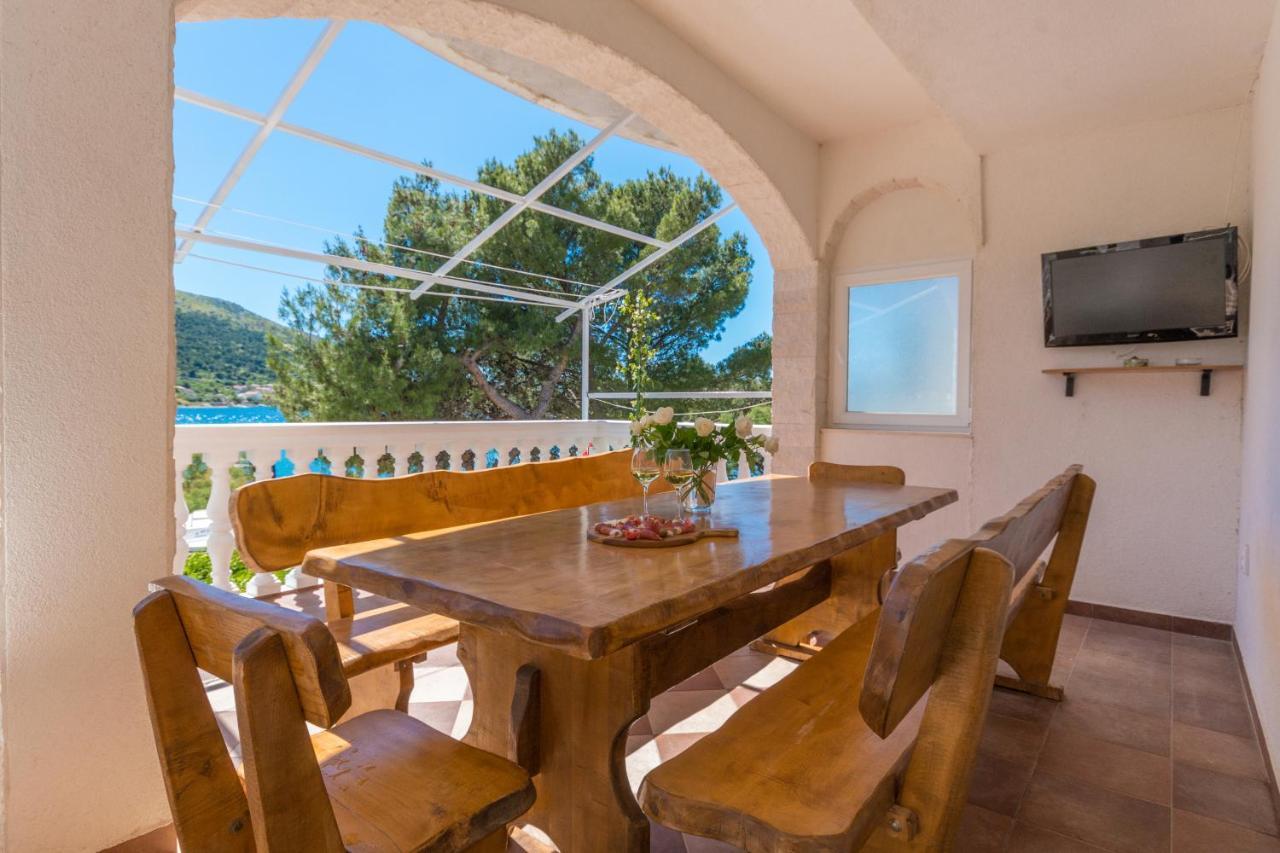 Apartmani Bonaca - 10M To The Sea Grebaštica Eksteriør bilde