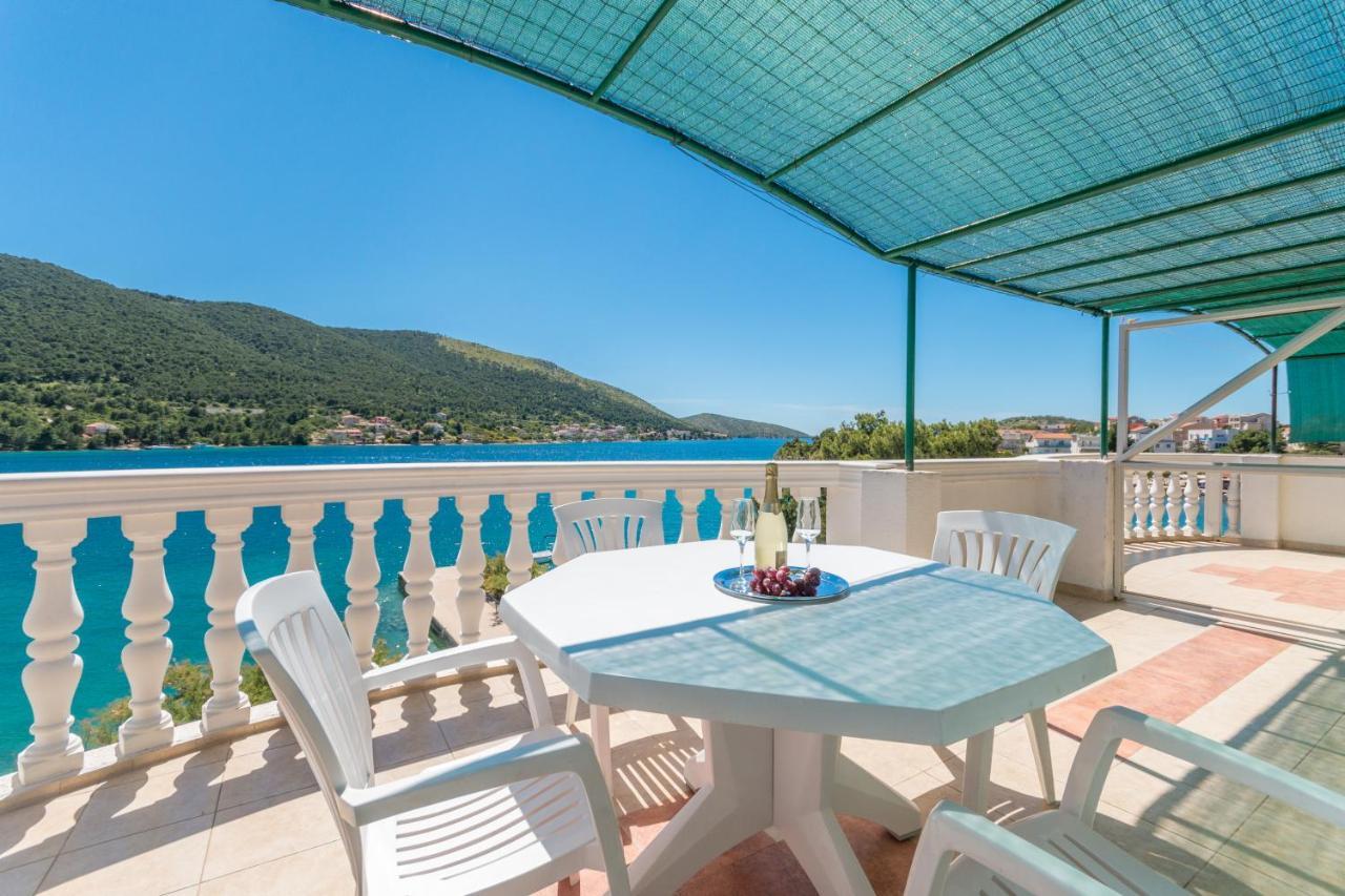 Apartmani Bonaca - 10M To The Sea Grebaštica Eksteriør bilde
