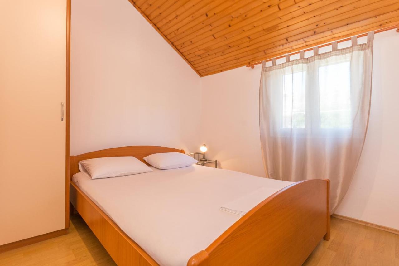 Apartmani Bonaca - 10M To The Sea Grebaštica Eksteriør bilde