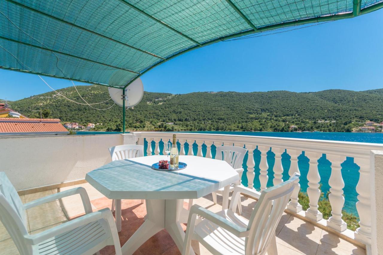 Apartmani Bonaca - 10M To The Sea Grebaštica Eksteriør bilde